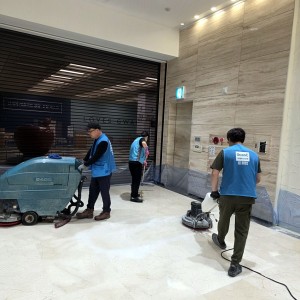 latest image